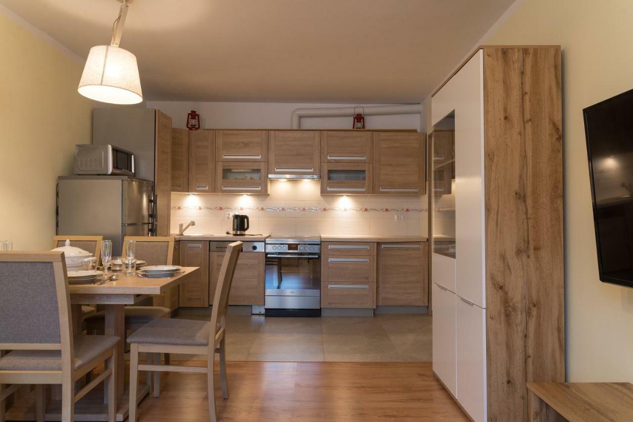 Apartament Na Urlop - Centrum - Przy Amfiteatrze - 500M Do Basenow Wisła Eksteriør billede